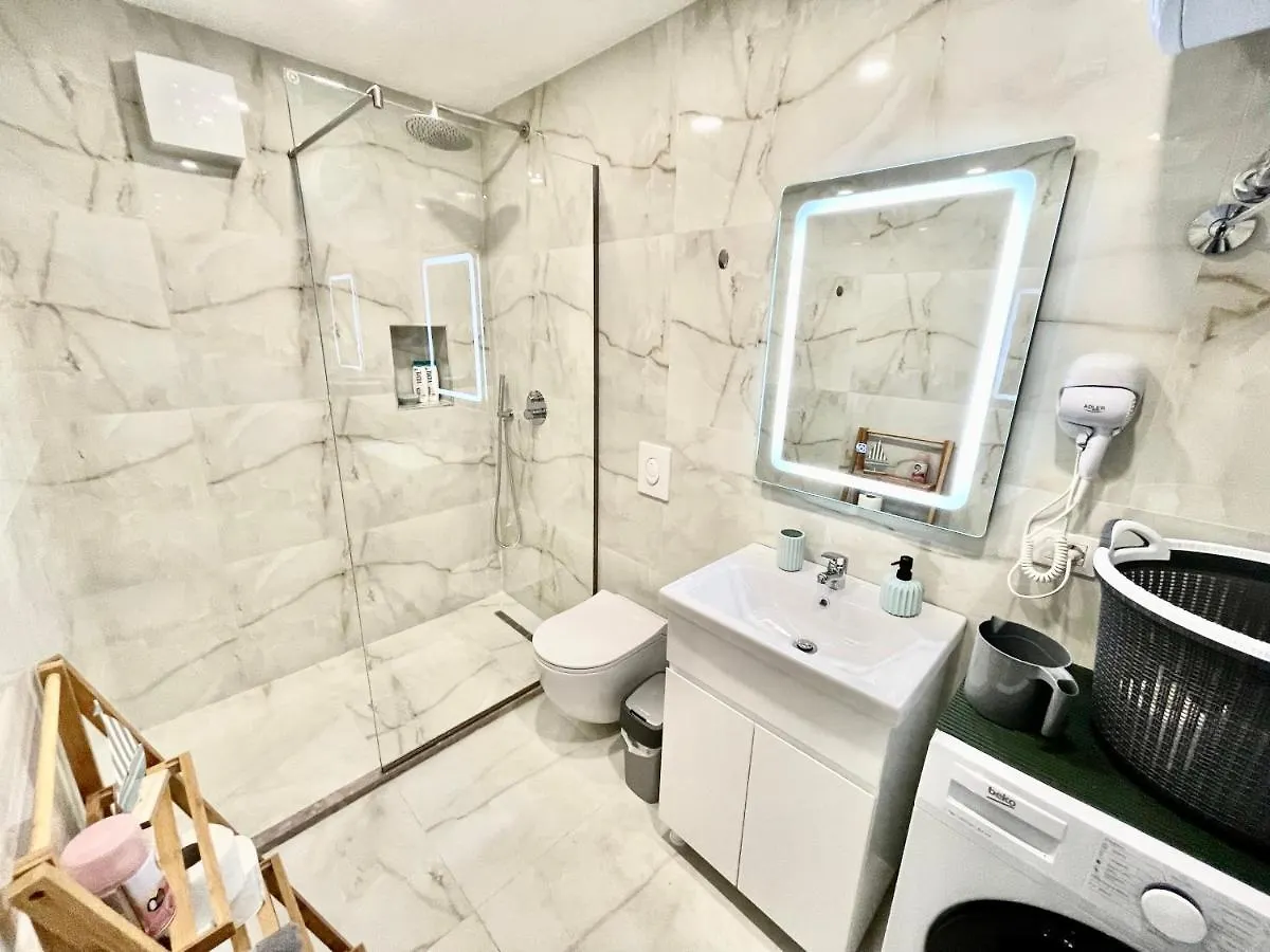 Central Studio Apartment 1, Tirana Albania